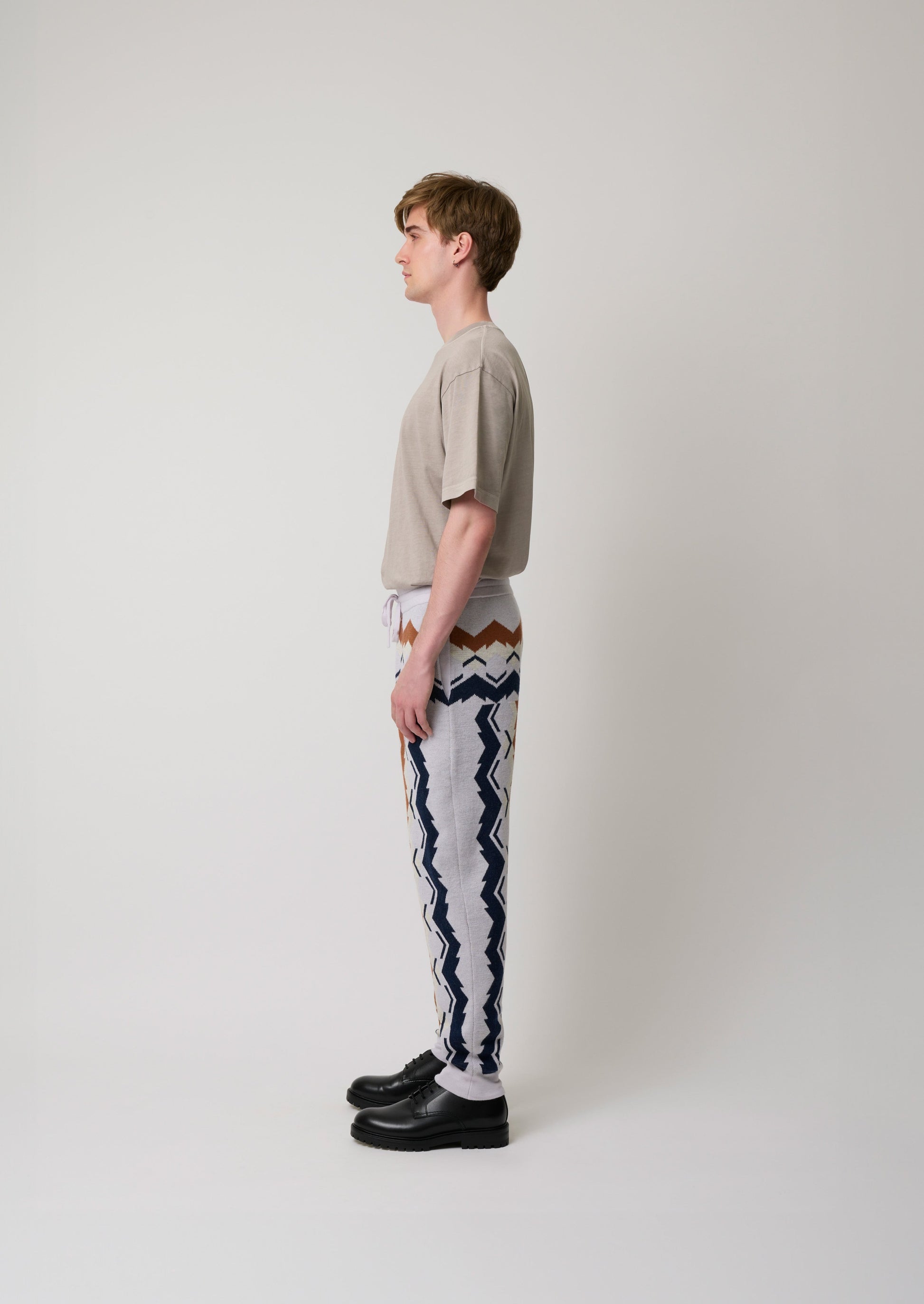 Laclos Paris, Menswear, geomteric pattern, jacquard, joggers, jogging pants,art-deco, fashion, paris, fashion week, casualwear, streetwear, pants, jacket