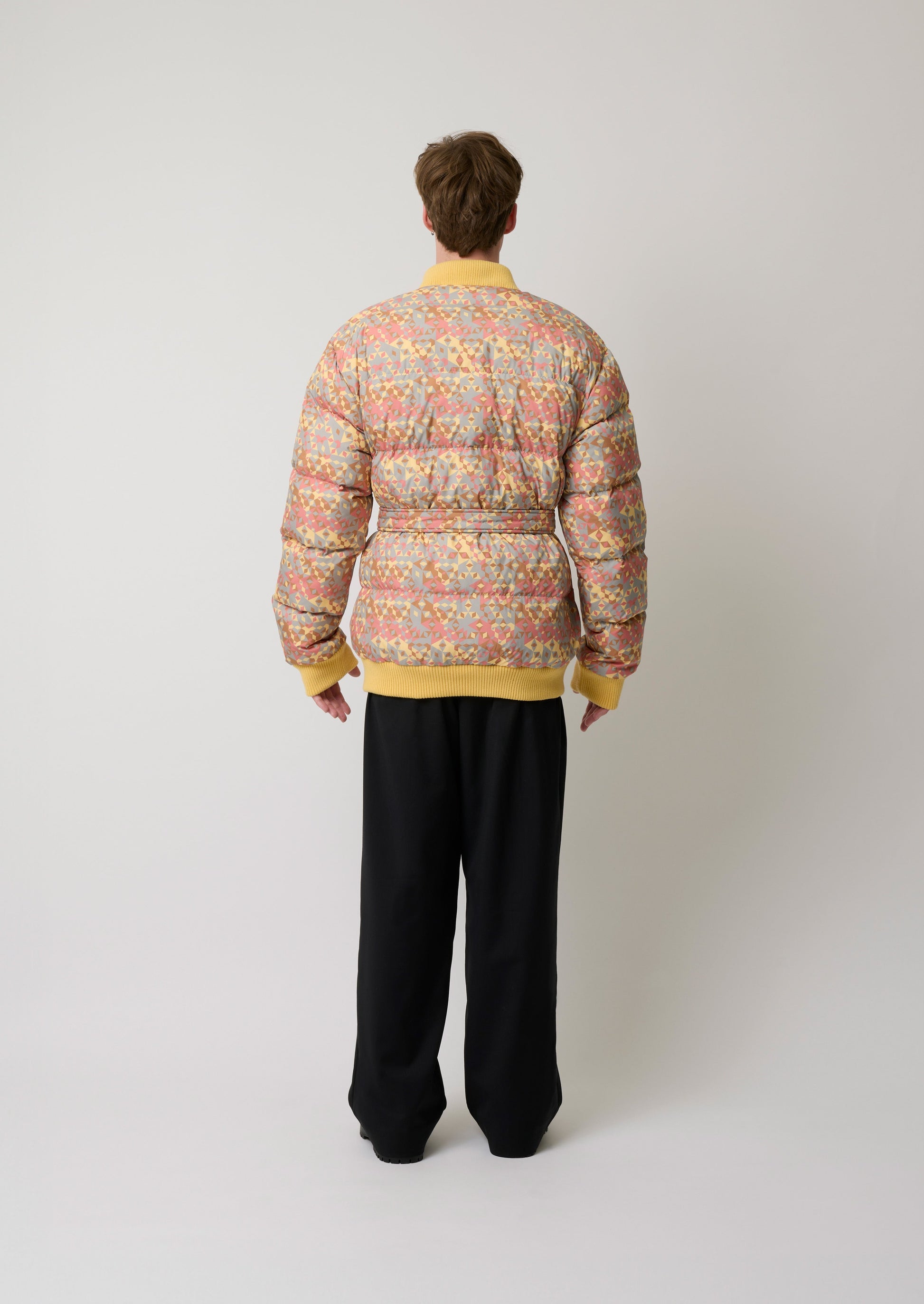 Laclos Paris, scandinavian, scandinavian pattern,menswear, geometric pattern, art-deco, fashion, paris, fashion week, casualwear, streetwear, puffer jacket, jacket, jacket with belt
