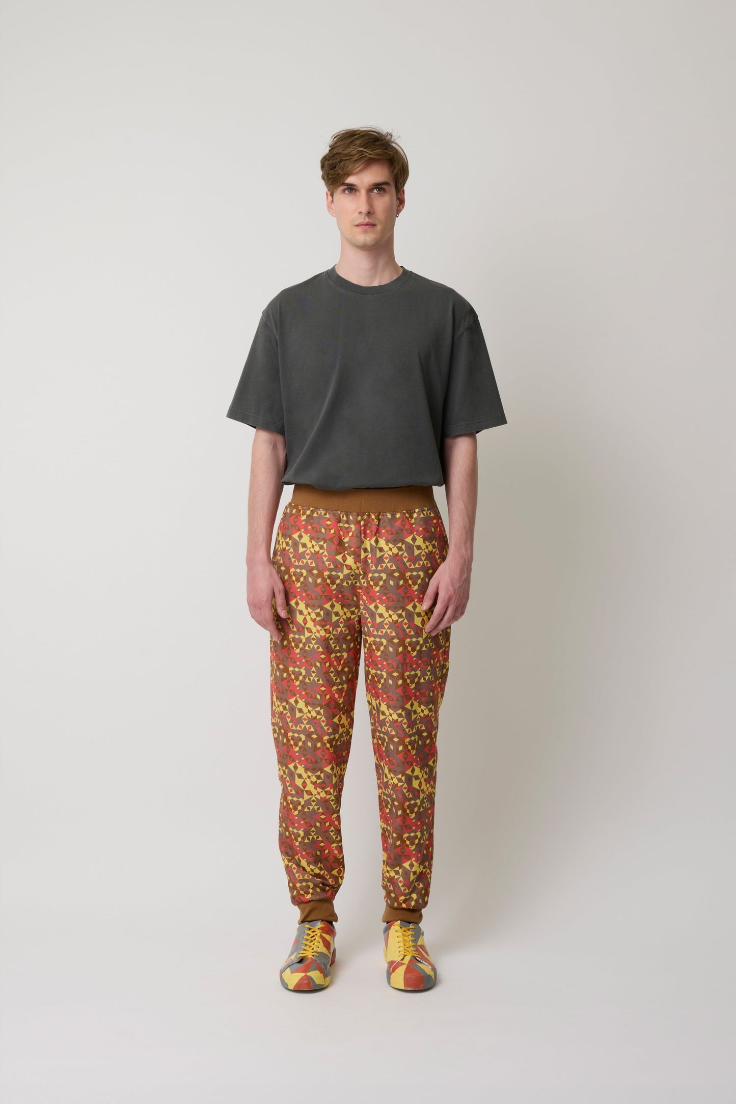 Laclos Paris, scandinavian, scandinavian pattern,menswear, geometric pattern, art-deco, fashion, paris, fashion week, casualwear, streetwear, sweatpants