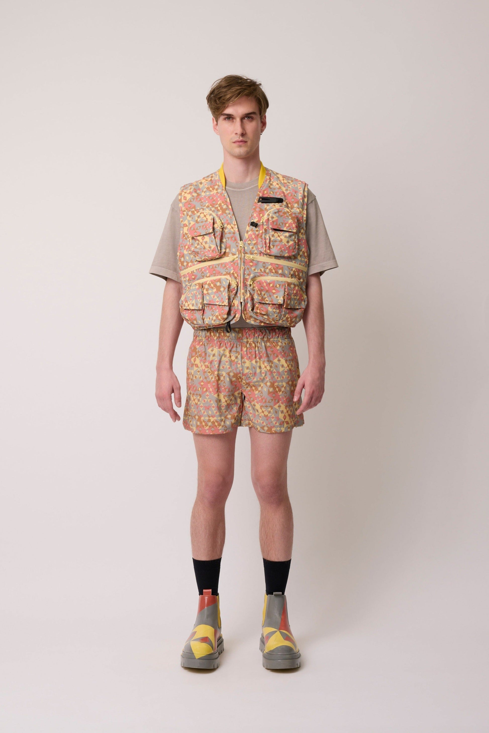Laclos Paris, cargo gilet, gilet, Menswear, pattern, art-deco, fashion, paris, fashion week, casualwear, streetwear, pants, jacket